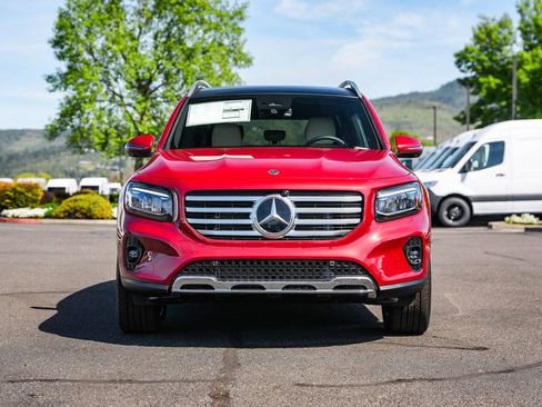 New 2026 Mercedes-Benz GLB 250 4MATIC image 5