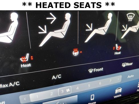 Certified 2024 Chrysler Pacifica Touring-L image 9