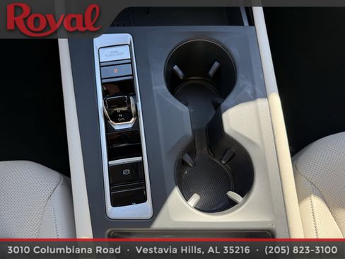 Certified 2025 Volkswagen Atlas SE image 20