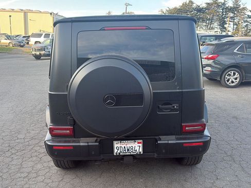 Used 2022 Mercedes-Benz G 550 image 3