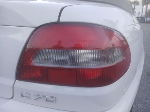 Used 1999 Volvo C70 LT image 43