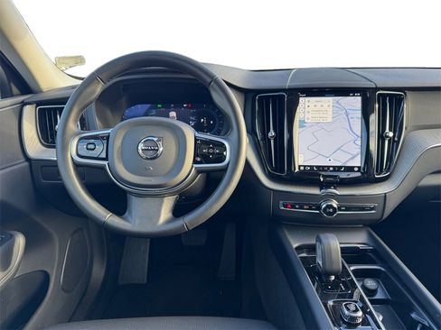 Certified 2025 Volvo XC60 B5 Plus image 33