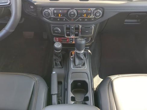 New 2025 Jeep Wrangler Unlimited Rubicon 392 image 21