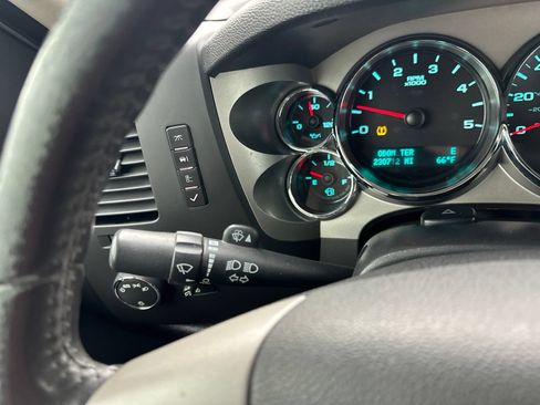 Used 2012 Chevrolet Silverado 2500 LT w/ Interior Plus Package AWD/4WD image 48