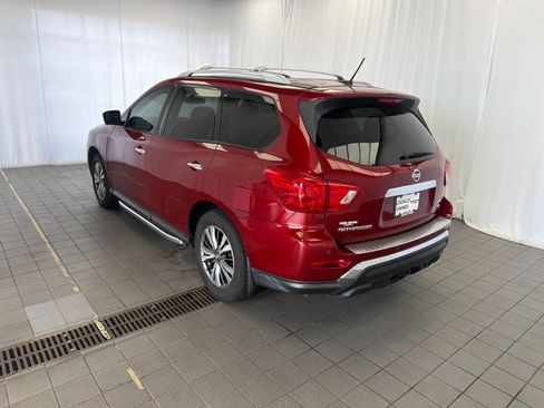 Used 2018 Nissan Pathfinder SL w/ Cargo Package AWD/4WD image 7
