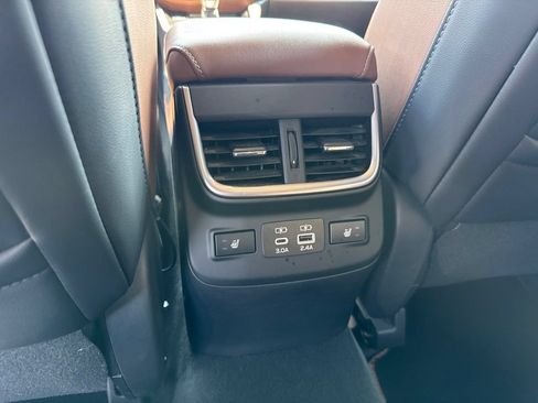 Used 2024 Subaru Outback Touring XT AWD/4WD image 16
