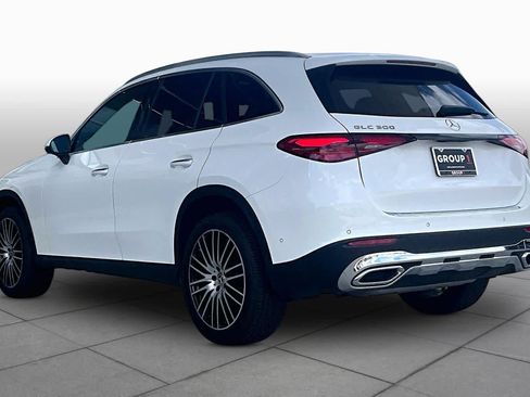 Used 2024 Mercedes-Benz GLC 300 image 12