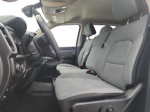 Used 2020 RAM 1500 Big Horn AWD/4WD image 11