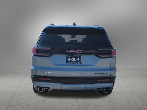 Used 2025 GMC Acadia Elevation image 5