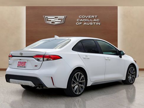 Used 2021 Toyota Corolla SE FWD image 4