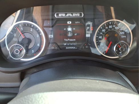 Used 2024 RAM 2500 Laramie AWD/4WD image 17