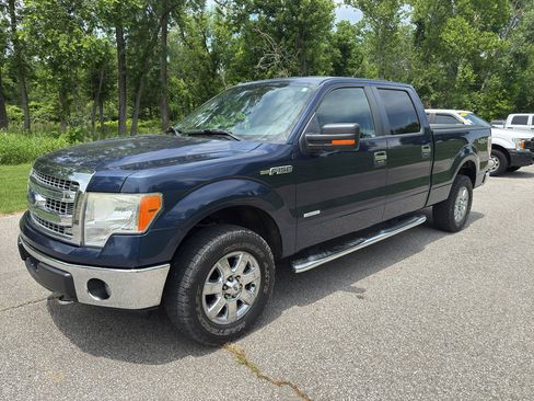 Used 2013 Ford F150 XLT w/ XLT Chrome Pkg AWD/4WD image 2