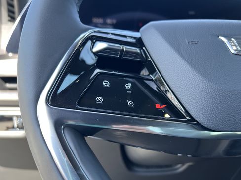 New 2025 Cadillac Lyriq Sport w/ LPO, Floor Liner Package image 30