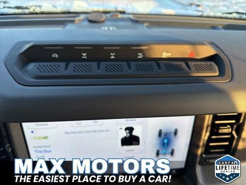 New 2026 Ford Bronco Badlands image 24