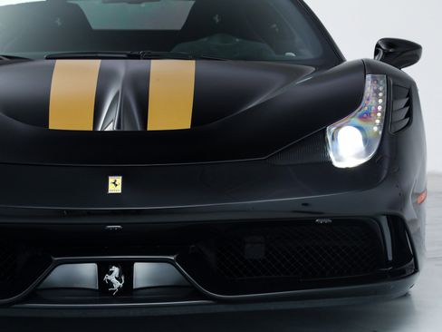 Certified 2015 Ferrari 458 Speciale Coupe RWD image 13