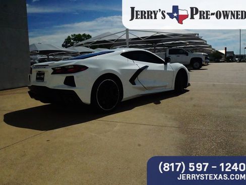 Used 2023 Chevrolet Corvette Stingray Coupe w/ 1LT RWD image 5