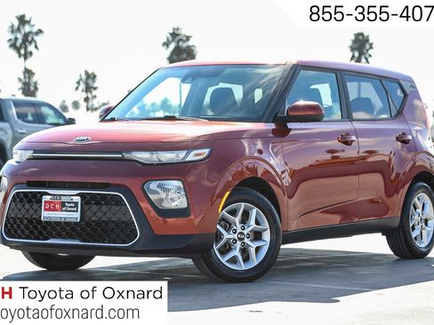 Used 2020 Kia Soul S image 1