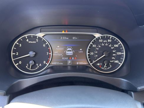 Used 2024 Nissan Altima 2.5 SV image 14