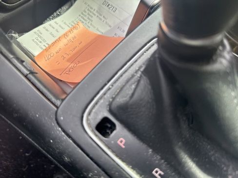 Used 2017 Kia Sorento LX w/ LX Convenience Package image 2