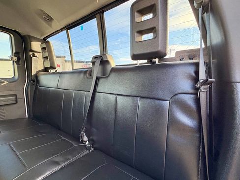 Used 2015 Ford F350 Lariat image 21