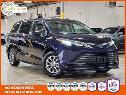Used 2022 Toyota Sienna LE