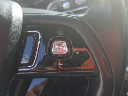 Used 2022 Lincoln Corsair AWD w/ Premium Package image 13