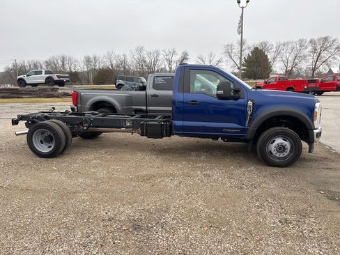 Used 2026 Ford F550 4x4 Regular Cab Super Duty image 2