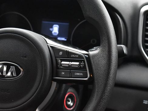 Certified 2022 Kia Sportage LX image 18