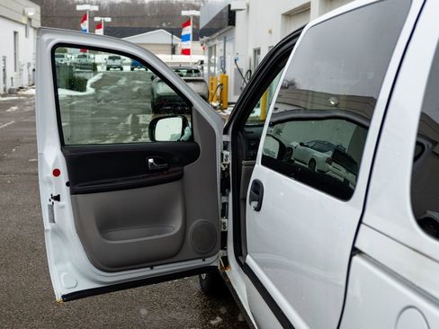 Used 2008 Chevrolet Uplander LS w/ Climate Package image 31