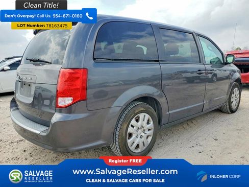 Used 2018 Dodge Grand Caravan SE image 4