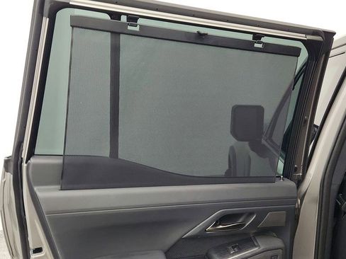 Used 2024 Lexus GX 550 AWD/4WD image 39