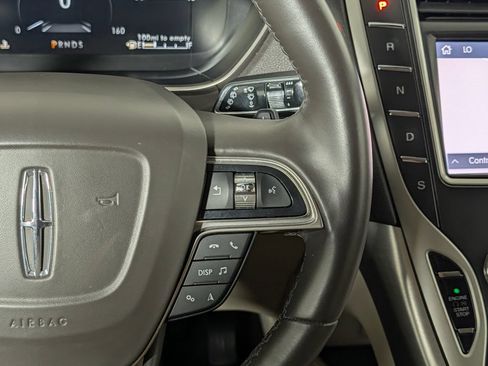 Used 2020 Lincoln Nautilus FWD w/ Equipment Group 101A image 18
