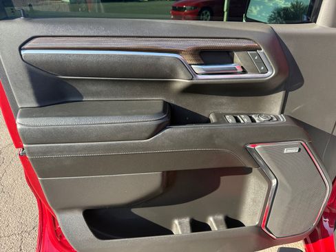 Used 2023 Chevrolet Silverado 1500 LT Trail Boss w/ LT Trail Boss Premium Package AWD/4WD image 13