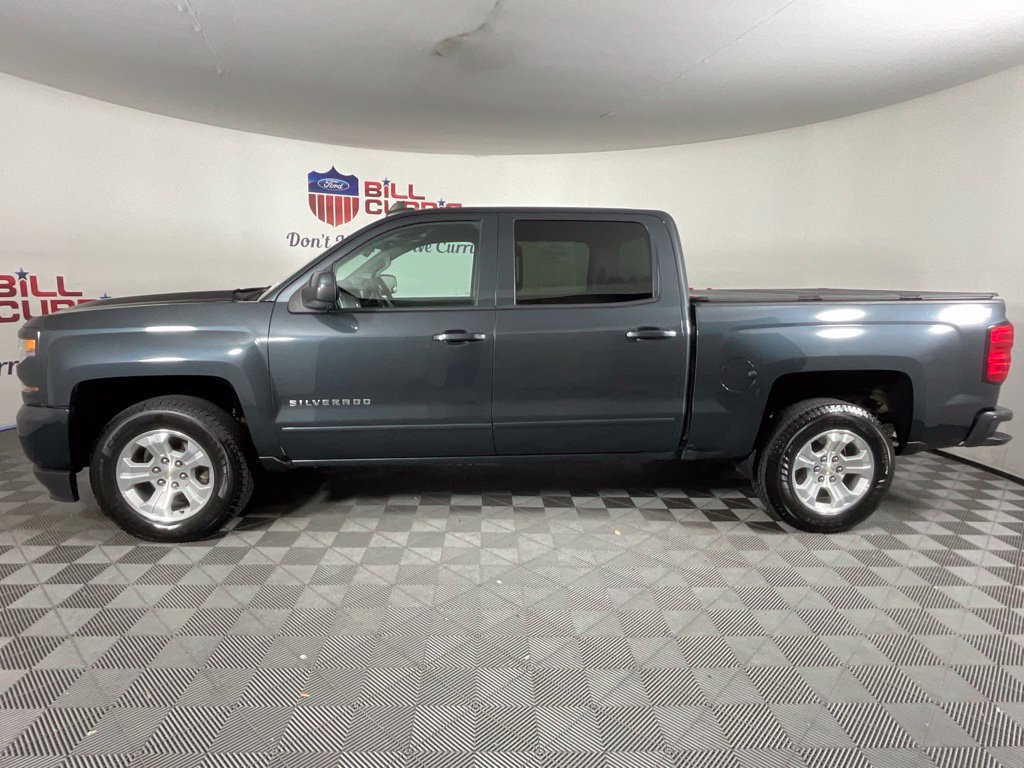 Used 2018 Chevrolet Silverado 1500 LT w/ All Star Edition AWD/4WD image 6