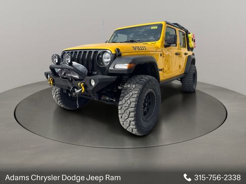 Used 2021 Jeep Wrangler Unlimited Sport AWD/4WD image 3