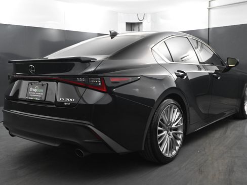 Used 2022 Lexus IS 300 IS 300 AWD image 5