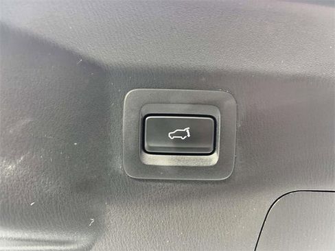 Certified 2023 MAZDA CX-9 Signature image 7