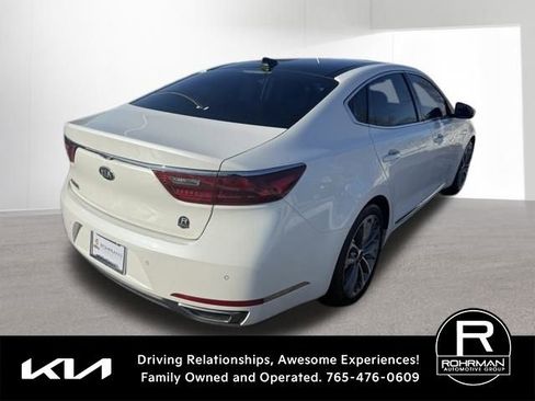 Used 2017 Kia Cadenza Technology image 4