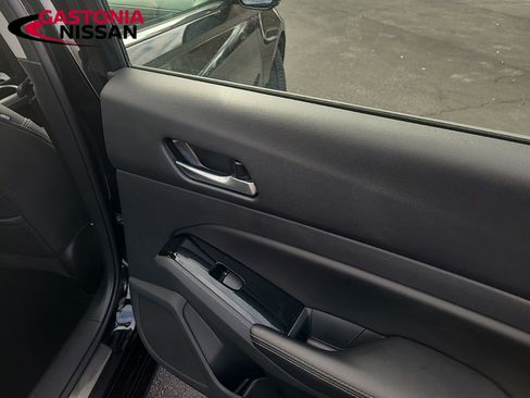 Used 2024 Nissan Altima 2.5 SL image 15