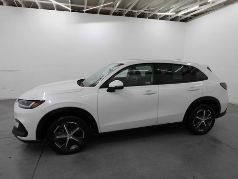 Certified 2024 Honda HR-V EX-L image 8