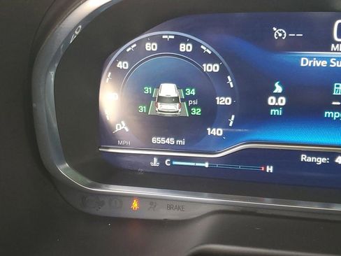 Used 2022 Chevrolet Tahoe RST w/ Luxury Package image 12