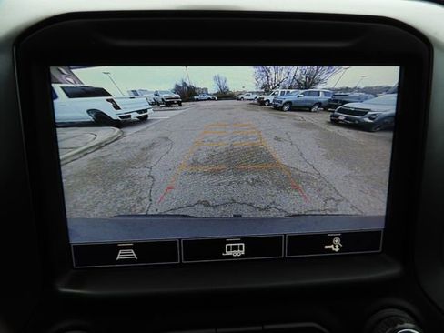 Used 2021 Chevrolet Silverado 1500 LT Trail Boss w/ Convenience Package II image 32