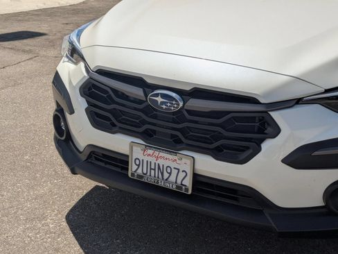 Certified 2025 Subaru Crosstrek 2.5i Limited w/ Crosstrek Mirror Package AWD/4WD image 9