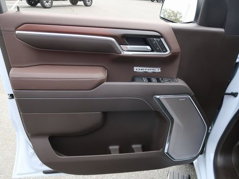 New 2026 GMC Sierra 1500 Denali image 12