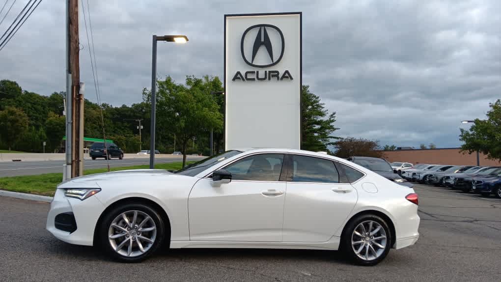 Used 2023 Acura TLX FWD image 2