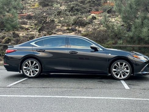 Used 2020 Lexus ES 350 F Sport image 3