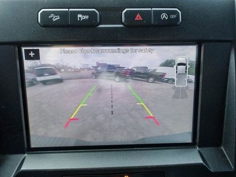 Used 2018 Ford F150 Lariat image 34