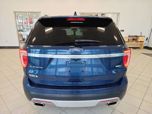 Used 2016 Ford Explorer Platinum image 4