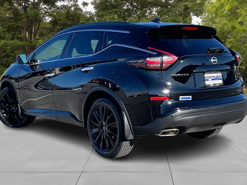 Used 2023 Nissan Murano SV w/ SV Midnight Edition Package image 4