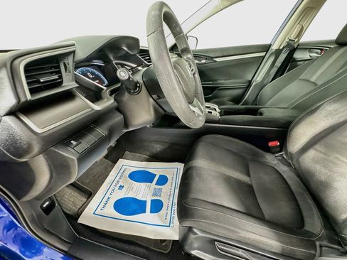 Used 2018 Honda Civic EX image 22